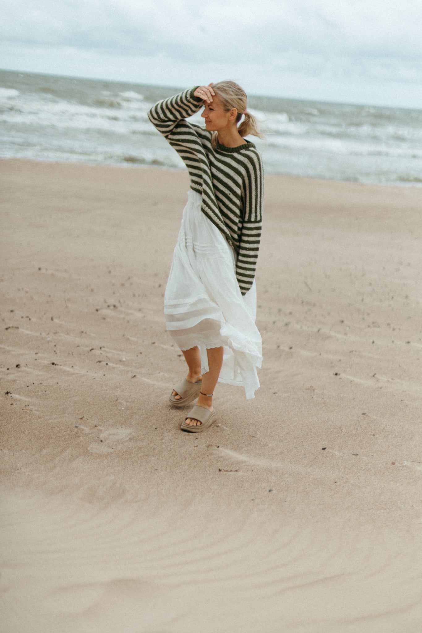 August dress