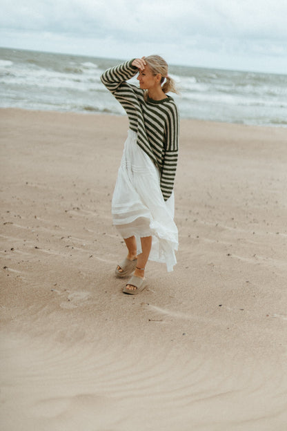 August dress