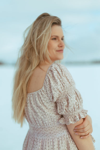SUNRISE short-sleeve dress / dusty pink