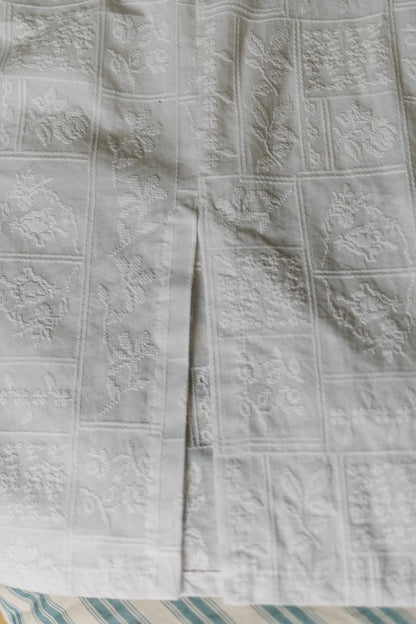 Pinafore dress / lace