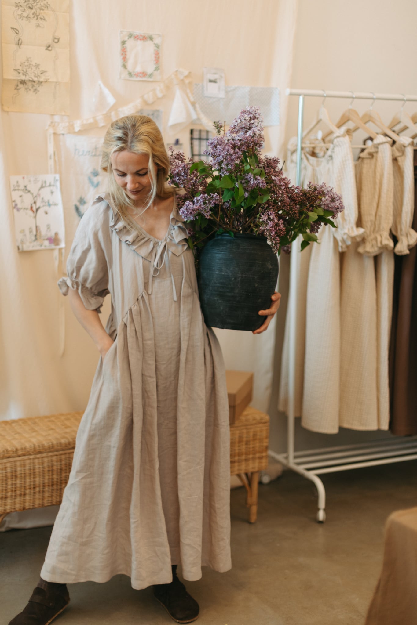 Heritage dress / linen